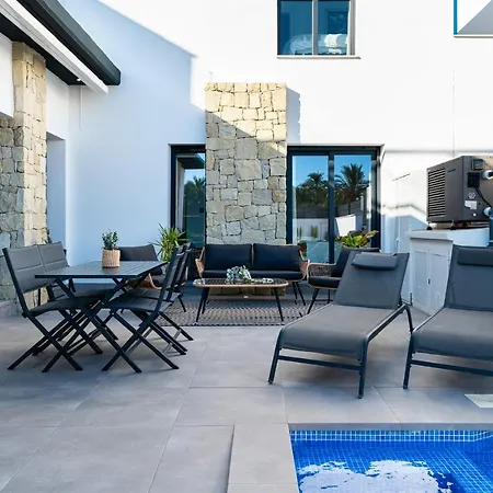 Moderna Casa Villacristal * Daya Vieja