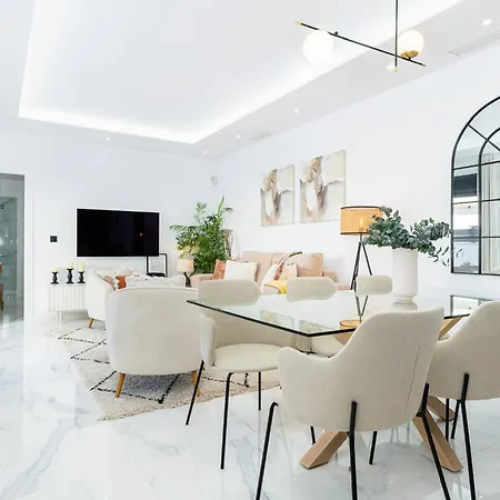 בית נופש Moderna Casa Villacristal *