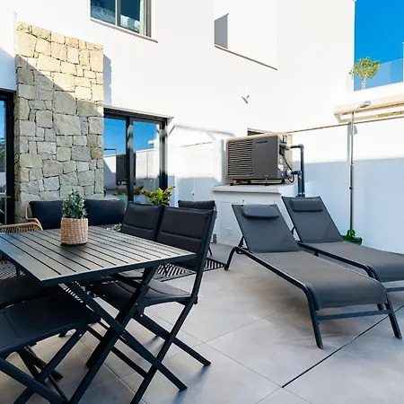 Moderna Casa Villacristal בית נופש